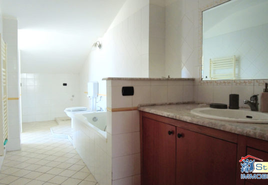 bagno con vasca