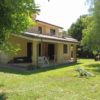 villa con giardino